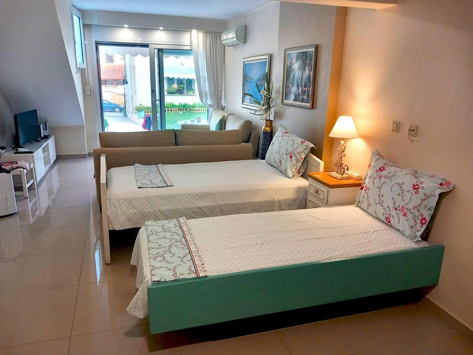 דירות פלוגיטה Maria'S Garden House מראה חיצוני תמונה