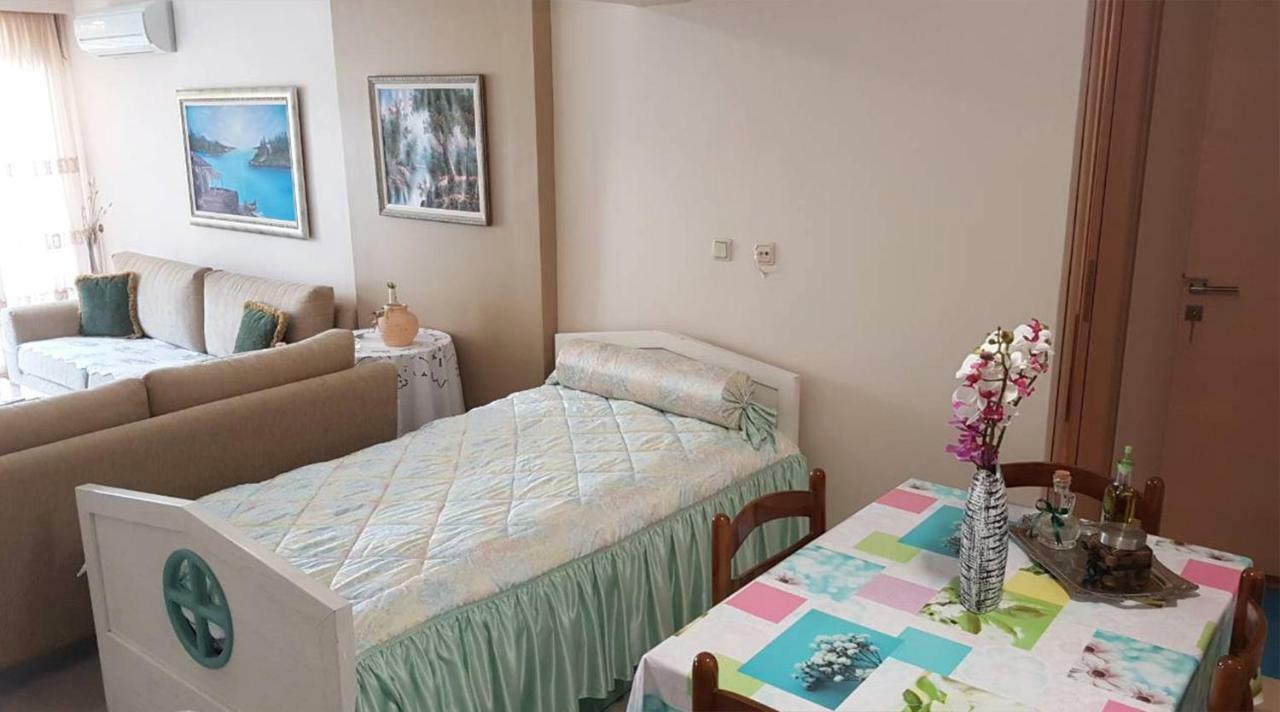 דירות פלוגיטה Maria'S Garden House מראה חיצוני תמונה